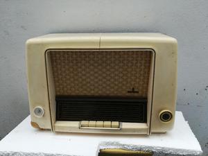 Antigua Radio Siemens X Reparar