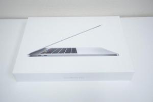  Apple MacBook Pro RETINA