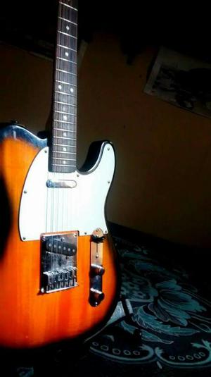 Guitarra Fender Squier Telecastet