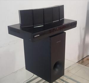 Home Theater 5 Parlantes 1 Subwoofer