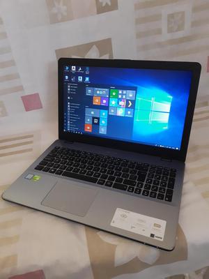 Remato Laptop Asus i7, 1 TB, 12 GB RAM, 2 GB Video, 7ma Gen