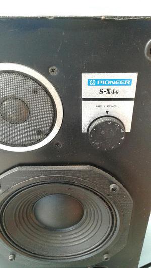 Piooner Parlantes