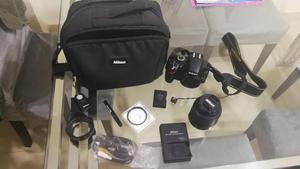 Camara Nikon D Semi Nueva Con Todos Los Accesorios Y