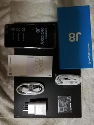 Samsung J8 Nuevo en caja accesorios