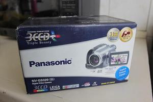 Filmadora Panasonic GS320
