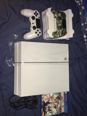 PS4 SLIM 500 Gb semi nueva 