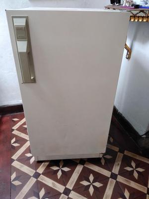 REMATO Refrigerador PHILLIPS S/