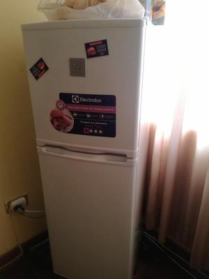Remato Refrigerador Electrolux 1mes
