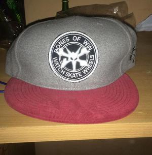 Gorra Bones