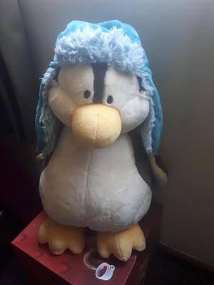Peluche Pinguino Grande Casi Nuevo