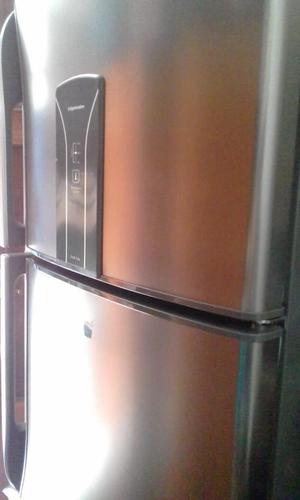 Refrigeradora Panasonic NRBT40BD1 nuevo