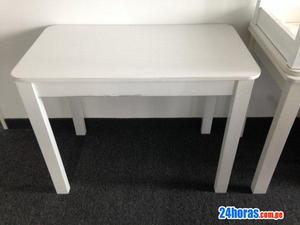 Mesas blancas