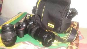 Camara Nikon D3200 + 18-55 + 18-200 Vr