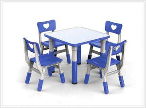 Mesas para 4 niños