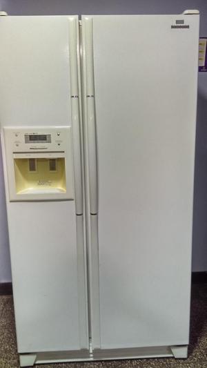 Vendo Refrigeradora Samsung 2 puertas usada