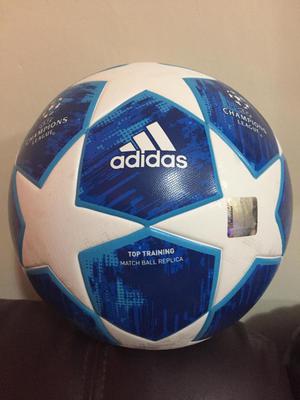 Balon Adidas Champions League  top training nro 5