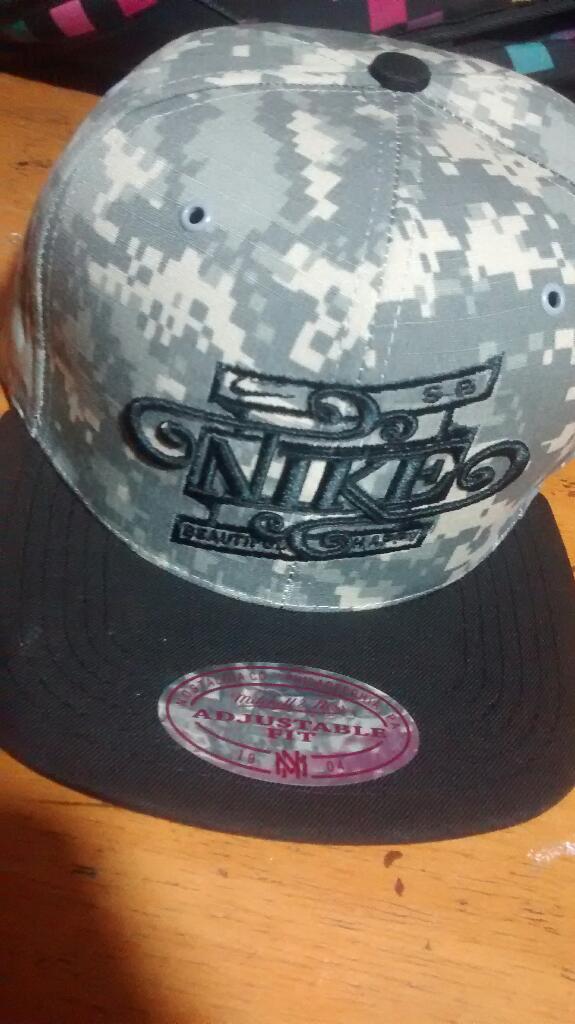 Gorras Camuflada