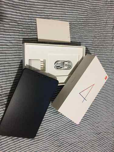 Xiaomi Mi Pad 4 - Ram 3gb - Rom 32gb