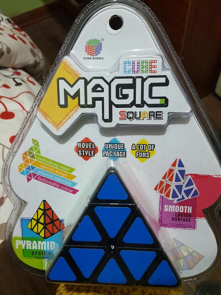 Cubo Mágico Pirámide