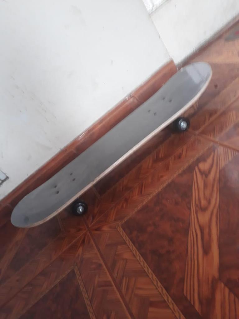 Skateboard Scoop Nuevo