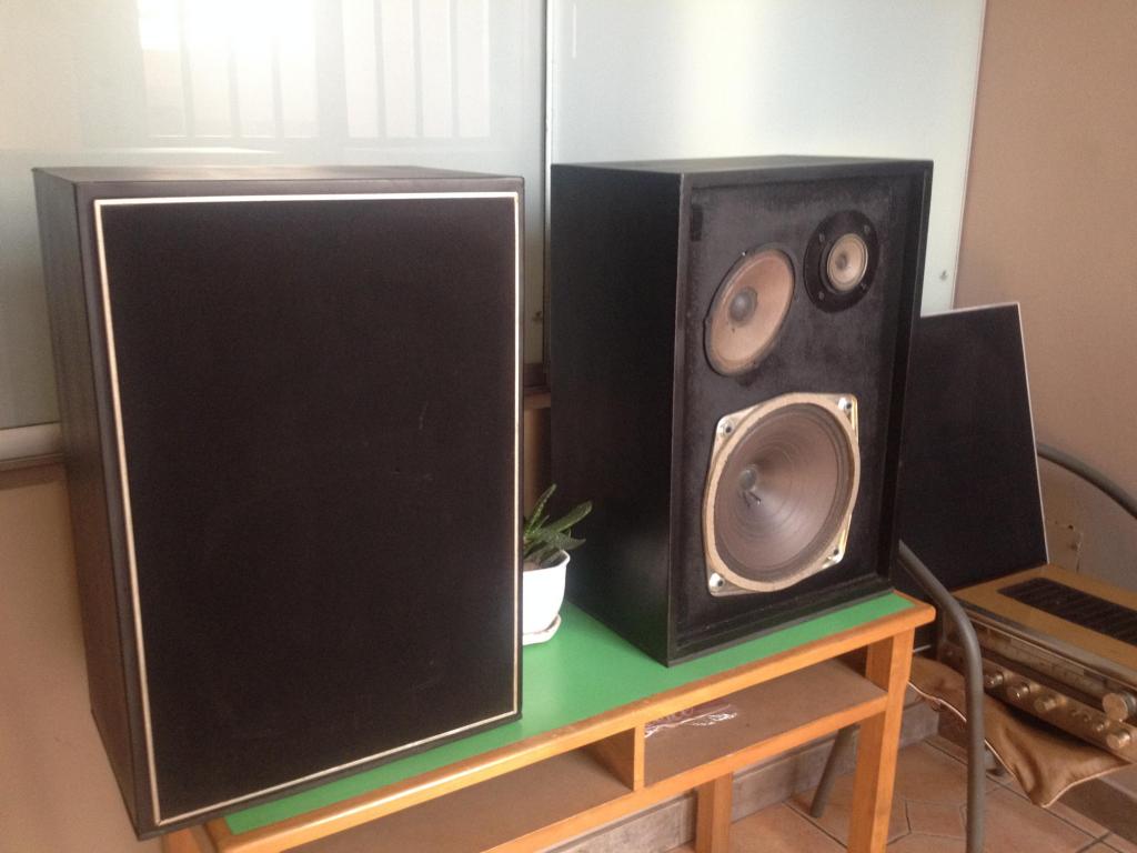 SPEAKERS GRUNDING CLASE A SONIDO EXCELENTE NATURAL