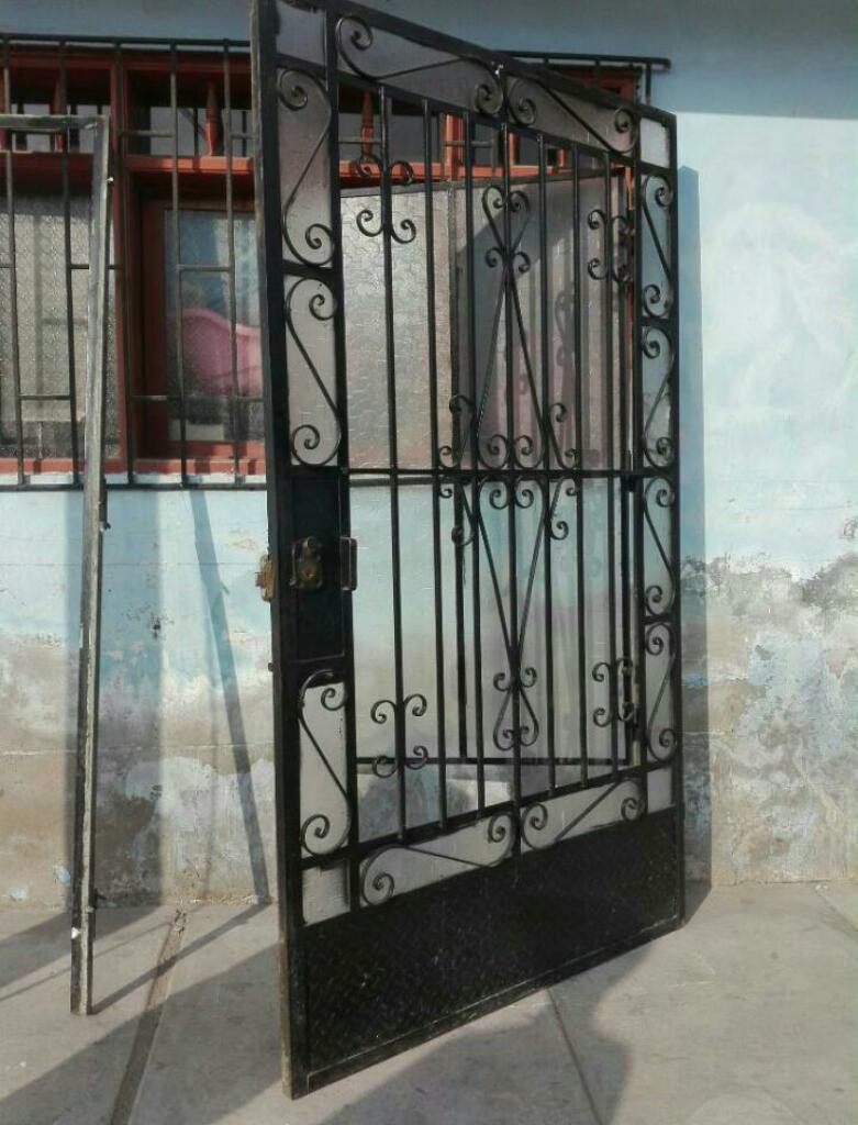 Puerta de Fierro