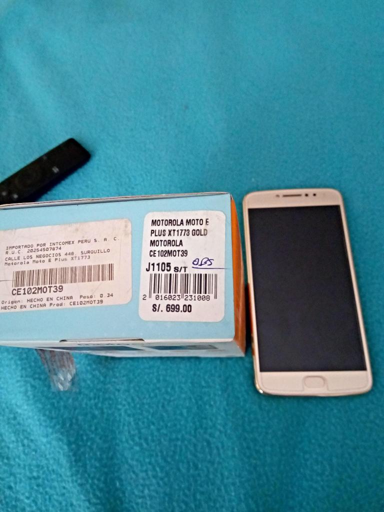 MOTO E4Plus 2Gb RAM 16 memoria interna, lector de huella