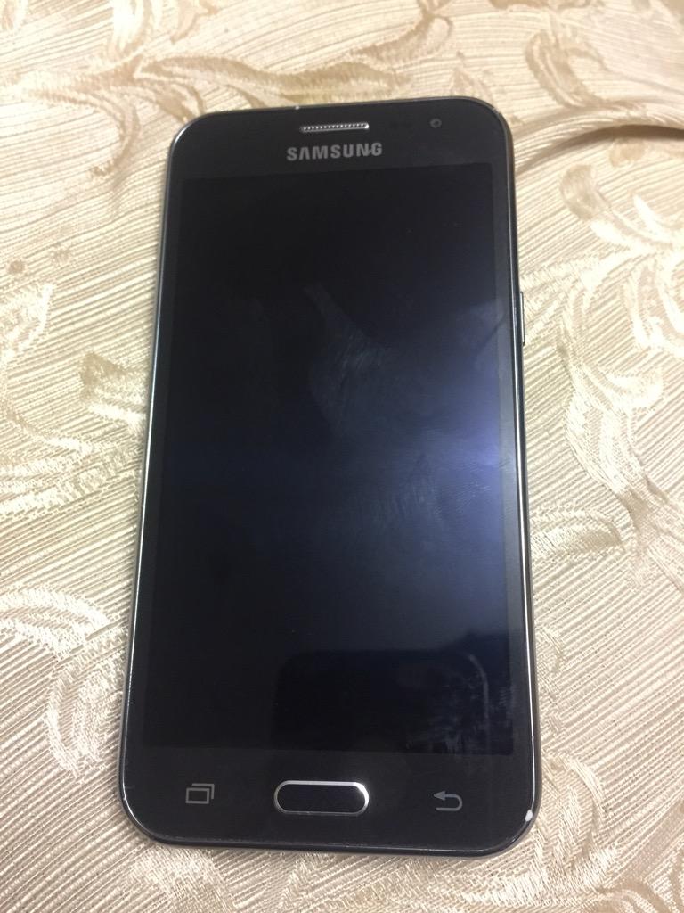 Samsung J2 con Pequeño Detalle Buenestad