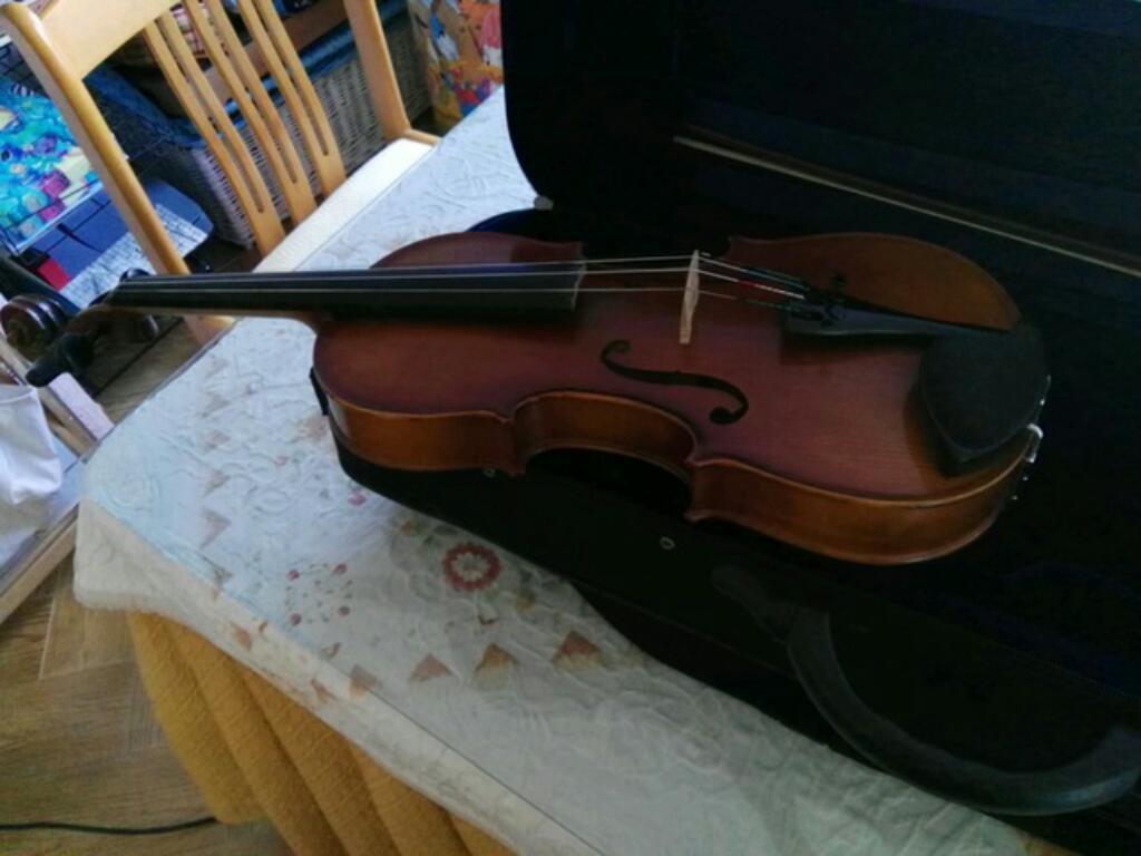 Se Vende Violin 4/4
