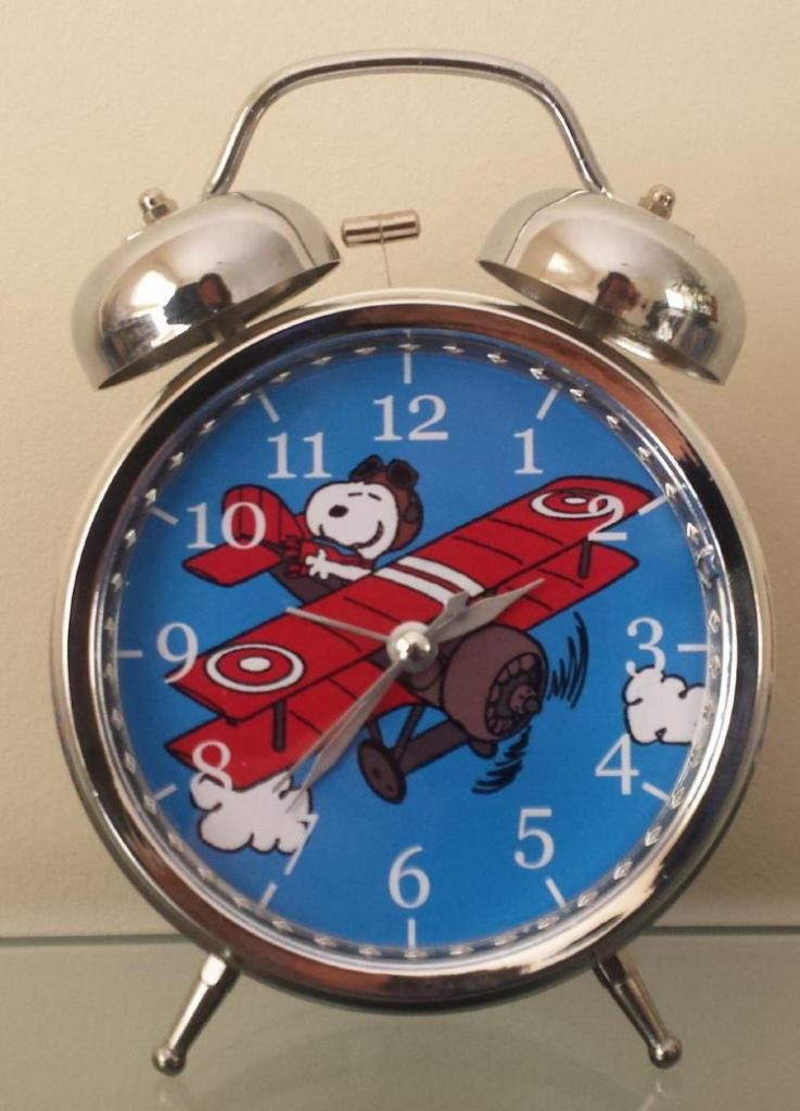 Reloj Despertador Estilo Vintage Snoopy Aviador