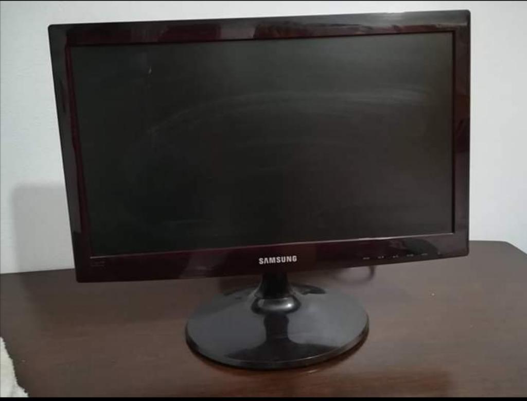 Monitor Samsung Led 19
