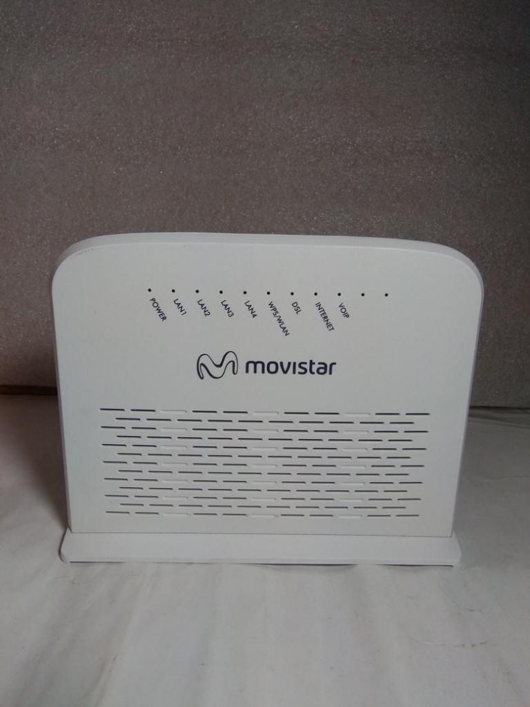 ROUTER REPETIDOR INTELIGENTE ZYXEL P660HNUF MBPS PUERTO