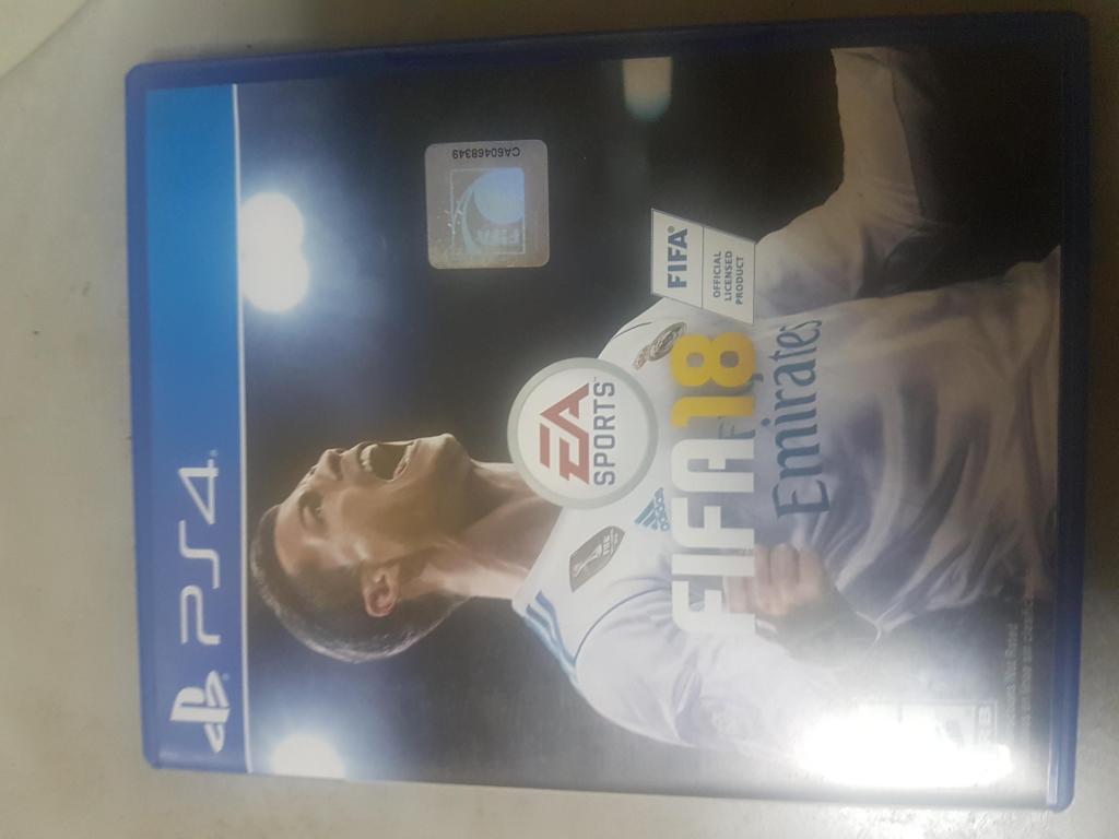 VENDO FIFA 18 PS4 LOS OLIVOS