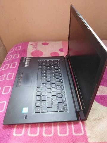 laptop lenovo con lector de huella