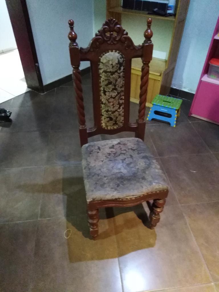 Remató Silla Tallada