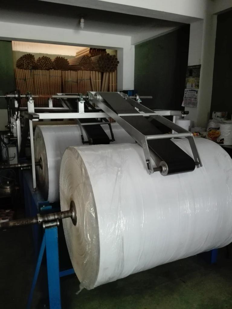 maquina convertidora de papel higienico doble hoja