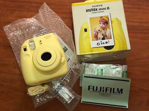 Nueva Camara Fujifilm Instax Mini 8 - Amarilla