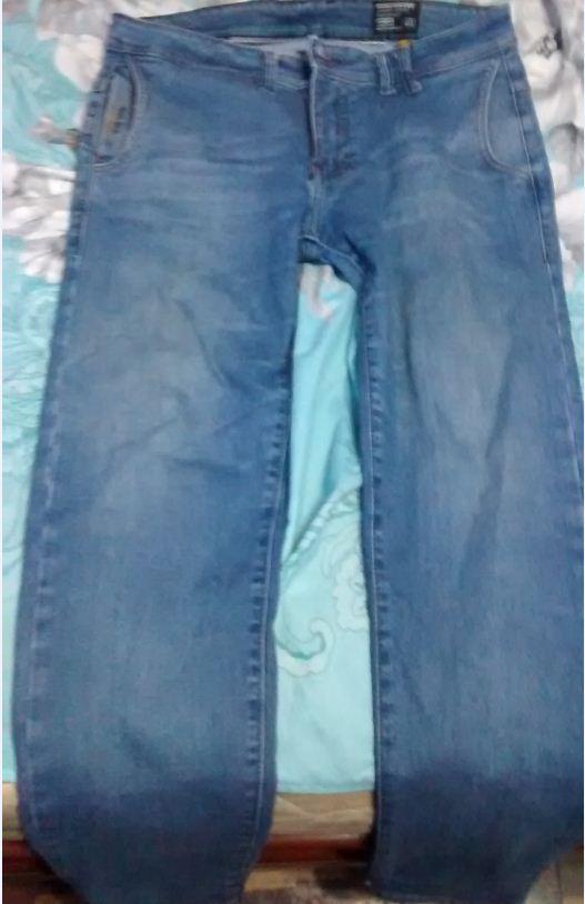 Vendo pantalon JEAN Azul Talla 30