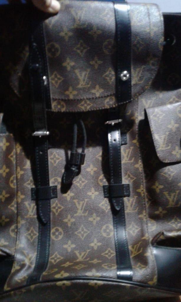 mochila louis vuitton