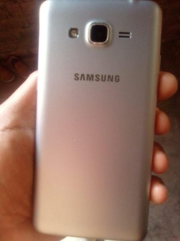 SAMSUNG J2 PRIME