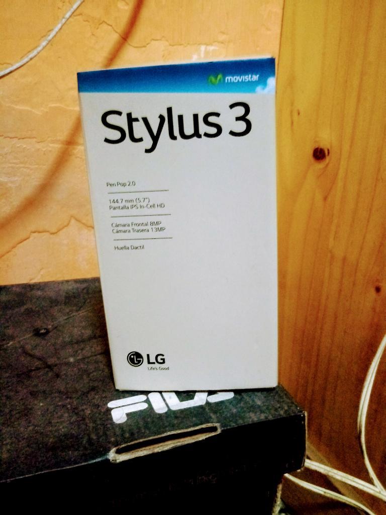 Sale Hoy Lg Stylus 3 en Caja