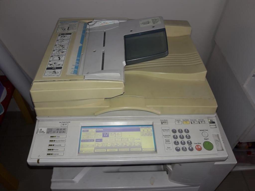 Vendo fotocopiadora aficio mp 