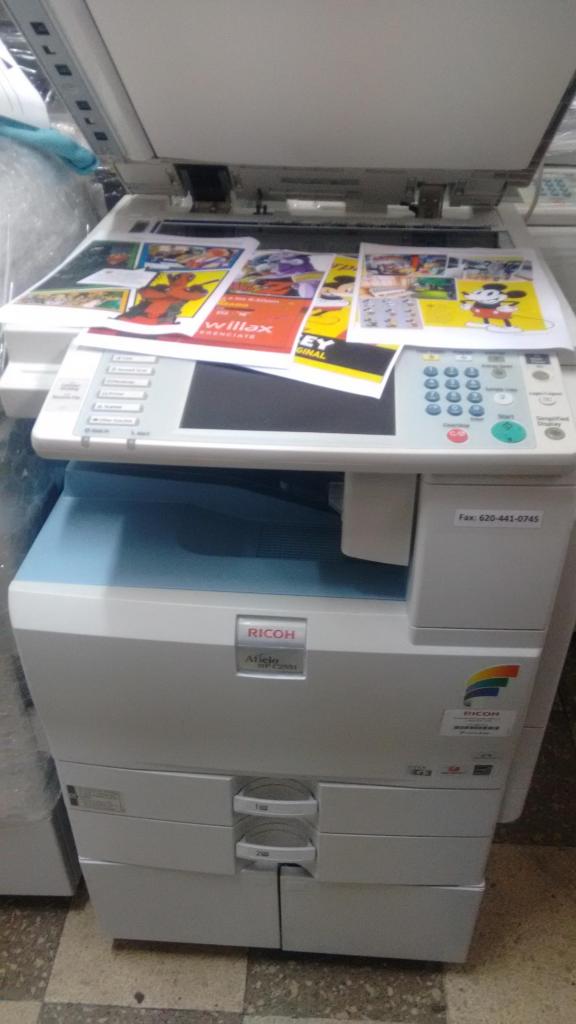 oferta navideña de fotocopiadoras a colores