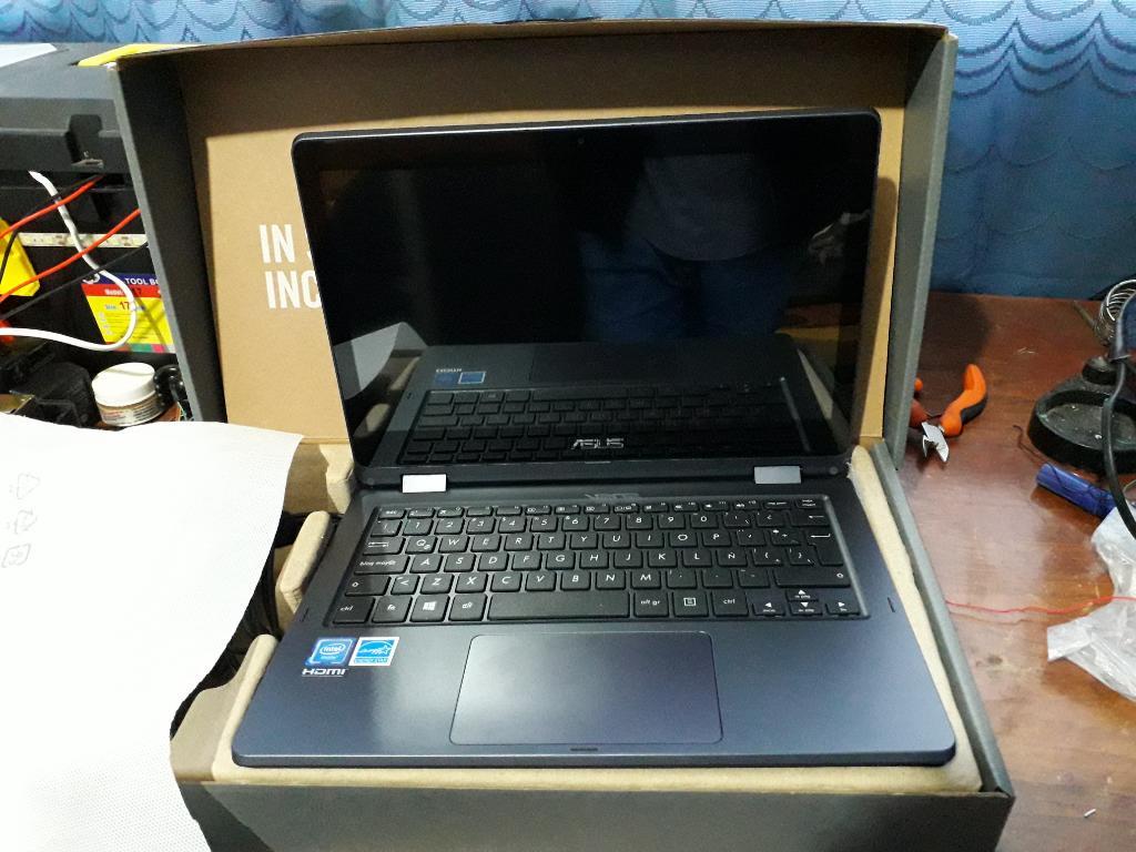 Laptop Asus 2 en 1 Nueva Wstsp 