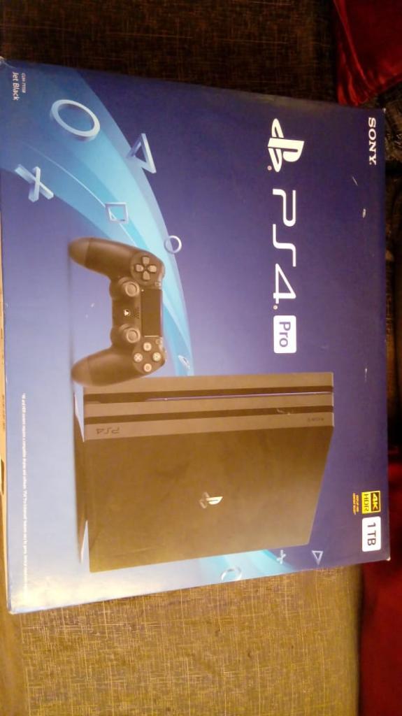 Vendo Ps4 Pro 4k Mas2 Mandos Originales