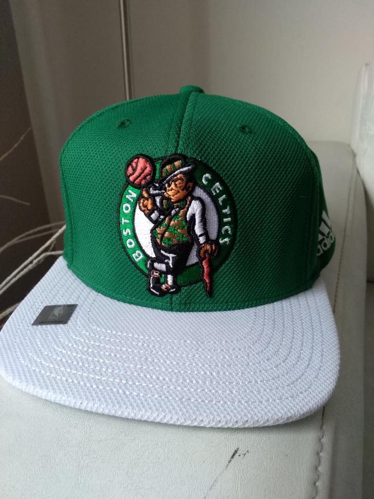 Gorra de Los Celtics Boston Adidas