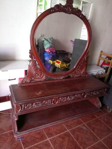 Mueble Antiguo Tallado Obtenido De Casa Colonial Callao