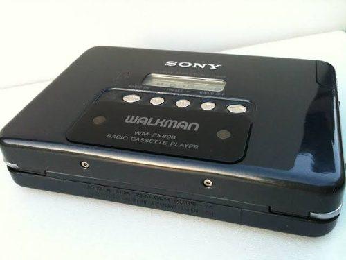 Walkman Radio Cassette Metalico Slim S/.400