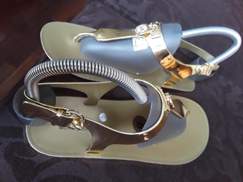 Zapatos Sandalias Michael Kors oro autenticas de Usa