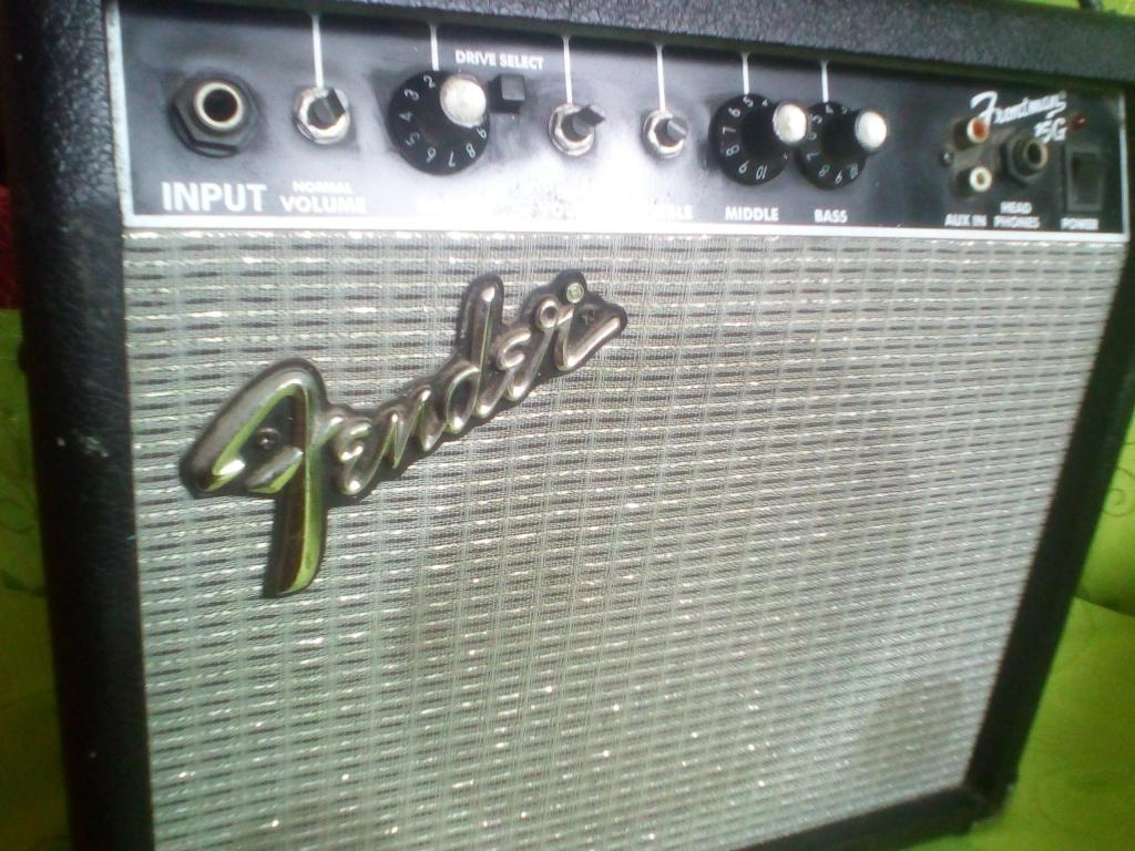 Remato amplificador fender g15 a 150 soles